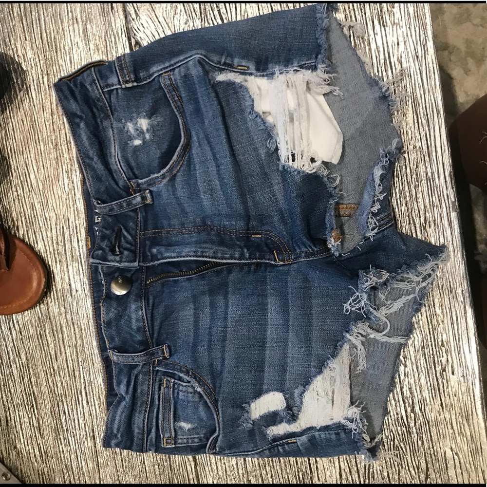 AMERICAN EAGLE JEAN SHORTS